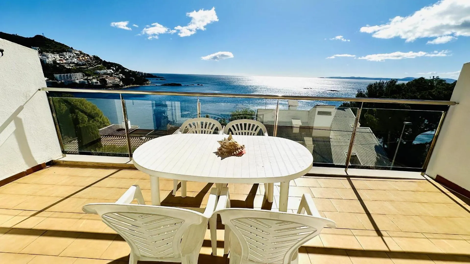 3335 - Mirador II 55 Maravillosa Vista Al Mar, Situacion Ideal Para Practicar Senderismo, A 150M. De La Playa O De Las Rocas. - Es-258-123 Roses
